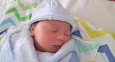 Lian Dawid urodził się 6 kwietnia