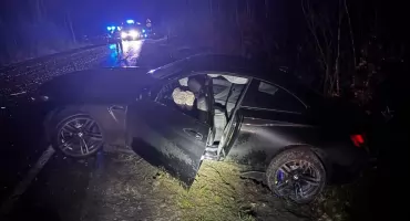 Wypadek na trasie Starachowice - Lubienia. Dwie osoby w szpitalu