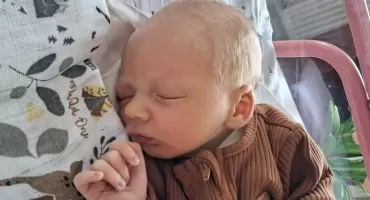 ADAM urodził się 11 kwietnia