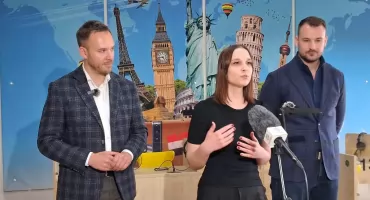 Cyberprzemoc w szkołach. W Starachowicach ruszają warsztaty Bez filtra dla uczniów i rodziców