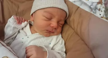 ANTONI urodził się 14 kwietnia 