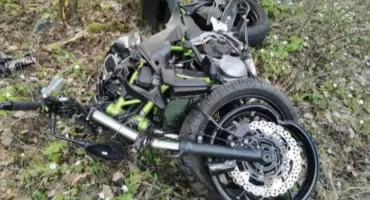 Czarny dzień motocyklistów. Jeden nie żyje, dwoje rannych w drugim wypadku