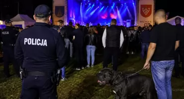 Groźny incydent w Wąchocku. Pies zaatakował 22-latka