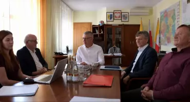 Wieża dalej od zabudowań. Mieszkańcy Tychowa Nowego dopięli swego