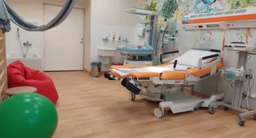 Coraz mniej porodów a więcej znieczuleń