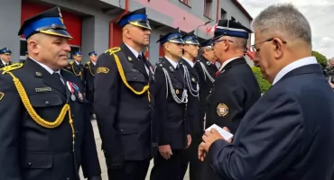Strażacka brać świętowała w Starachowicach. Odznaczenia, awanse 