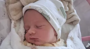 WIKTOR urodził się 24 maja