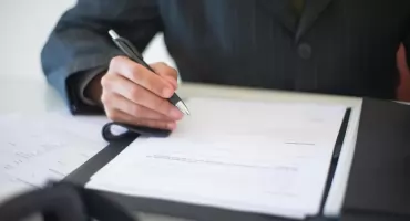 Outsourcing dokumentów – na co zwrócić uwagę przy wyborze firmy?