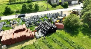 Rozpoczęły się prace przy budowie kanalizacji sanitarnej w Jadownikach