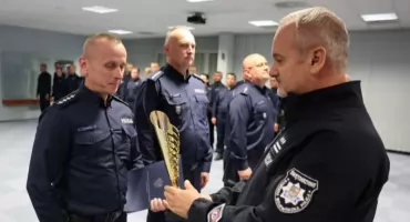 Starachowicki policjant na podium wojewódzkiego konkursu. Wyróżnienie dla kierownika rewiru dzielnicowych