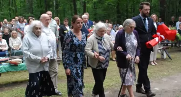 W hołdzie ofiarom pacyfikacji Boru Kunowskiego