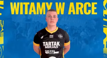 Arka Pawłów. Zwycięstwo, wysoka porażka i nowy bramkarz