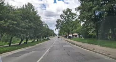 Ul. Radomska i Al. Armii Krajowej proszą się o remont. Prezydent mówi o planach
