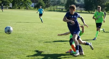 Powiatowe derby na początek sezonu! Kamienna Brody rozbiła Star II Starachowice