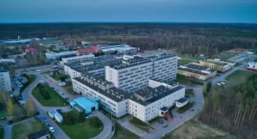 Płatne parkowanie przy szpitalu, na razie dla pracowników. Co z pacjentami?