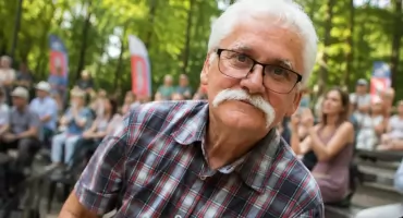 Cztery dekady z muzyką w sercu. Piotr Mrózek szczerze o wychowywaniu talentów i starachowickiej scenie!