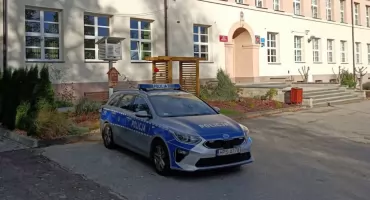 Wzmożone patrole policji przy szkołach w powiecie starachowickim